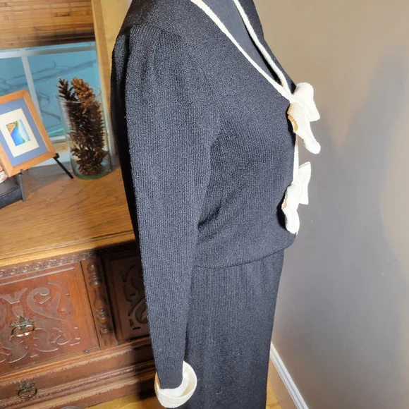 VINTAGE 80'S HAND LOOMED KNIT BOW DRESS BY HARLAN - Picture 5 of 11